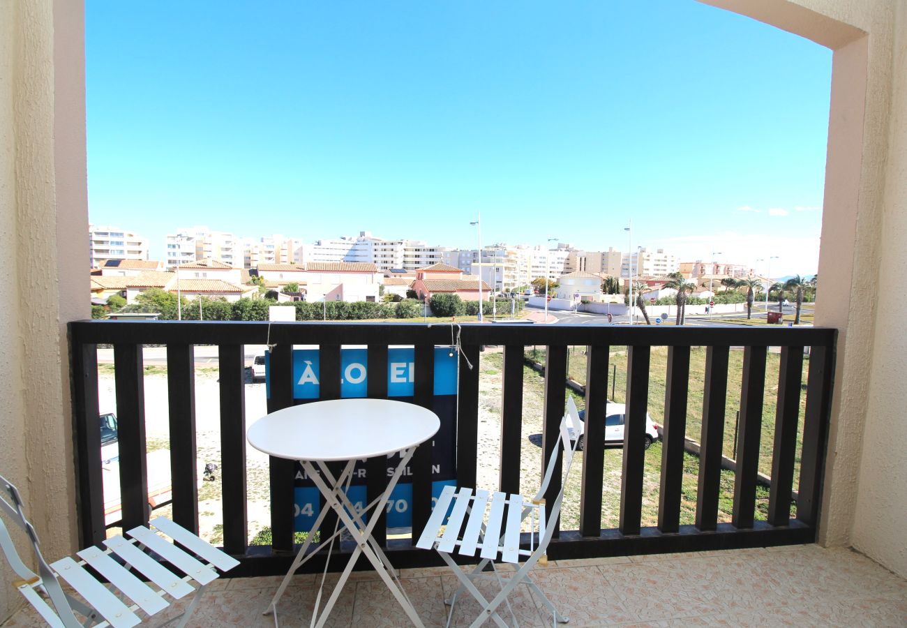 Ferienwohnung in Canet-en-Roussillon - Appartement 4 personnes à 300m de la plage + parking