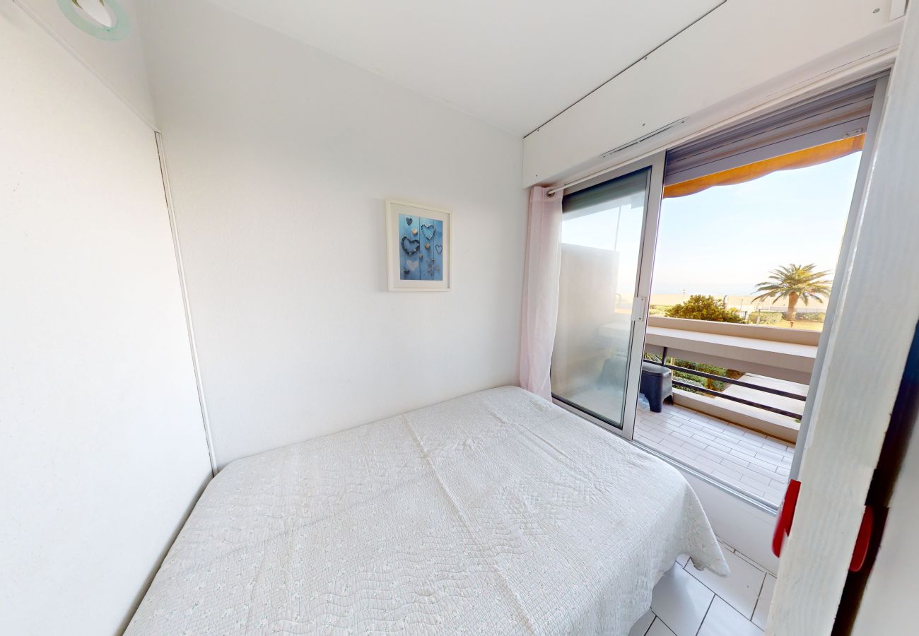 Ferienwohnung in Canet-en-Roussillon - Appartement 4 personnes vue mer 