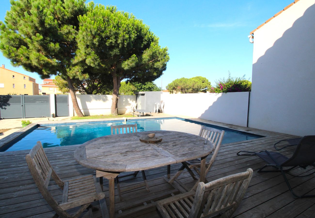 Ferienhaus in Canet-en-Roussillon - Villa 6 personnes avec parking